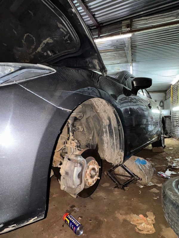 Suspension work with the wheel removed